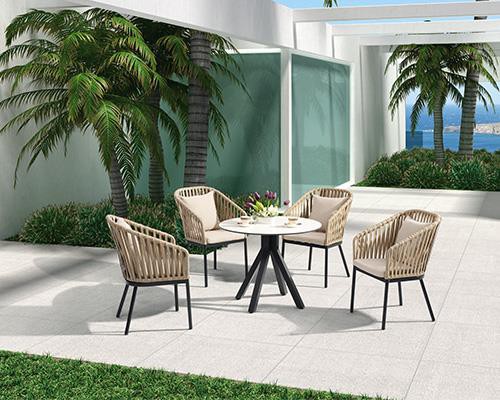 حمام السباحة كرسي ويكر وطاولة الألومنيوم